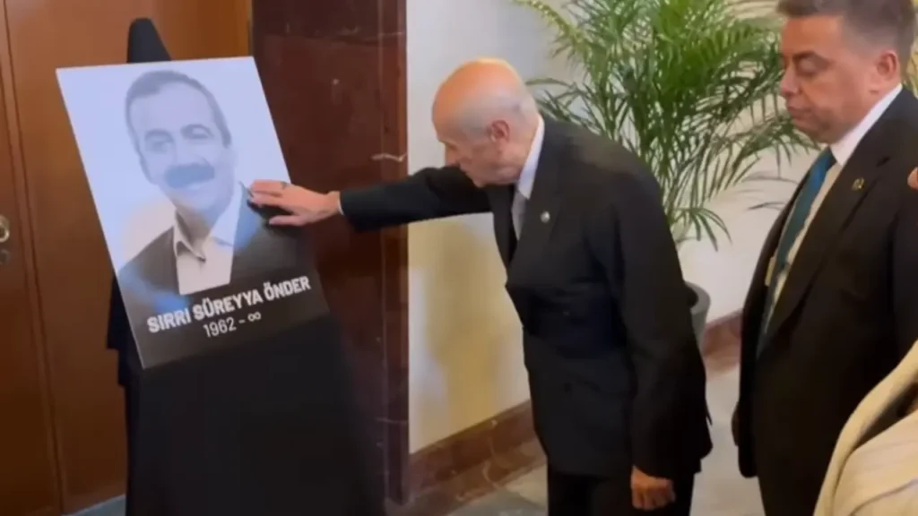 Kürtlere kötü davranıyoruz da sanki Türklere iyi mi davranıyoruz