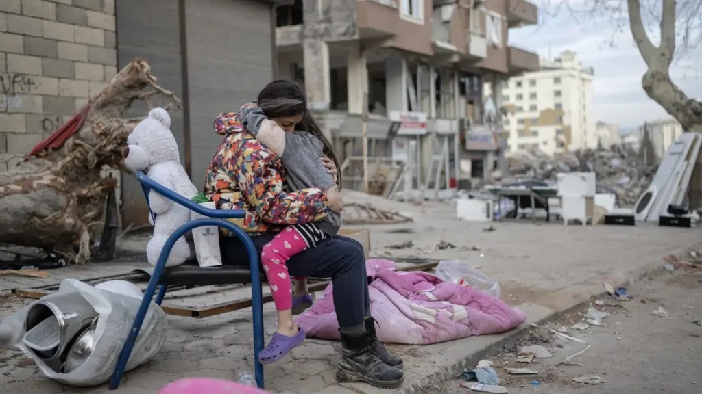 Takdiri Siyasi Kahramanmaraş Depremleri Bağlamında Çevresel Suçlar ve İhmaller